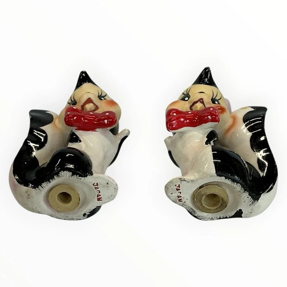 Vintage Skunk Pair Salt Pepper Shakers Japan Red Bow Ties‎ 1950